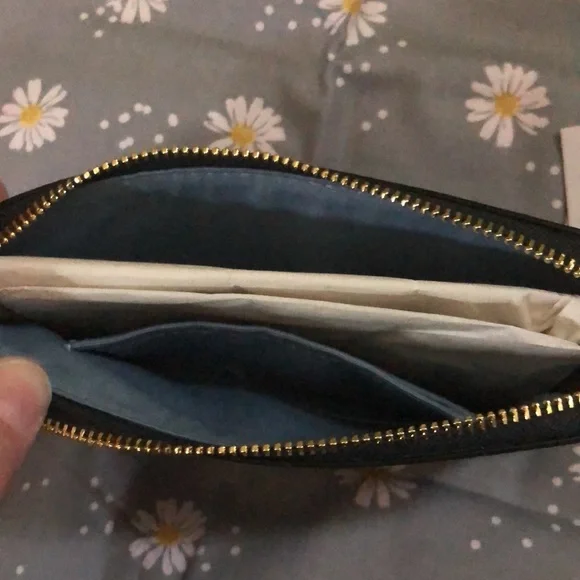 New coach wristlet! - Picture 2 of 3